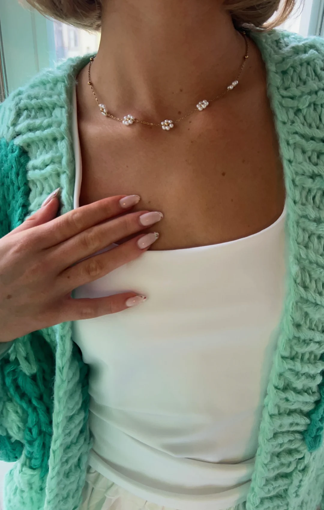 Daisy Chain Necklace - Image 2